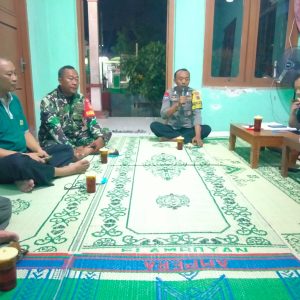 Eratkan Silaturahmi, Babinsa Wonosari Hadiri Pertemuan Rutin RT Desa Binaan