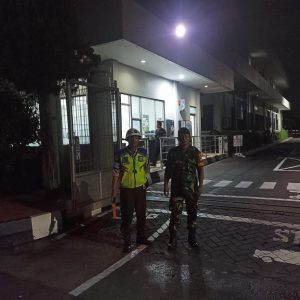 Sambangi Security, Babinsa Prambanan Sampaikan Ini