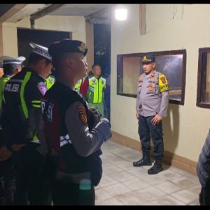 Polres Lampung Selatan, bersama dengan Polsek Penengahan, melakukan patroli malam