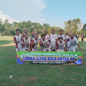 Kepala kampung Penawar Jaya Seleksi Pemain Bola Berbakat Untuk Persiapan Banjar Margo Cup