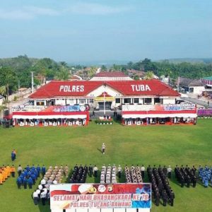 Puncak Peringatan Hari Bhayangkara Ke-78, Polres Tulang Bawang Gelar Upacara dan Beberapa Pertunjukan