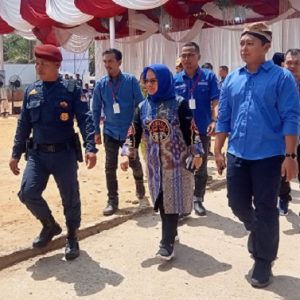 Diusung tiga parpol Elfianah Dan yugi Wicaksono Daftar ke KPU Mesuji