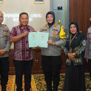 Pj. Wali Kota Dan Kepala BPKPD Menghibahkan 2 Bidang Tanah Kepada Polres Salatiga