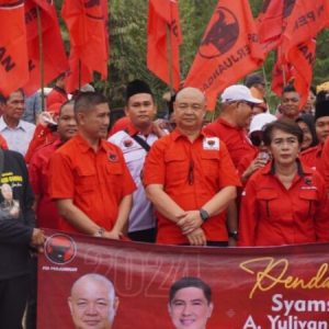 Syamsudin – Yulifan Daftar ke KPU Di kawal pengurus Dan kader PDIP Mesuji