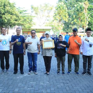 Yasip Khasani Bagikan 25 Paket Bantuan Ekonomi Bagi Pelaku UMKM Dan Logistik Untuk Keluarga Dhua’fa