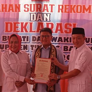 Winarti Dan Reynata Deklarasikan Menjadi Pasangan Cabup Dan Cawabup
