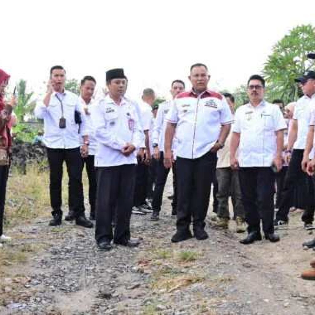 Bupati Nanang Ermanto Sebut Jalan Desa Sumbernadi, Berundung, dan Bandar Agung Segera Dibangun Bulan Depan
