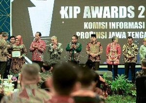 Yasip Khasani Buka High Level Meeting Percepatan dan Perluasan Digitalisasi Daerah (P2DD) Kota Salatiga tahun 2024