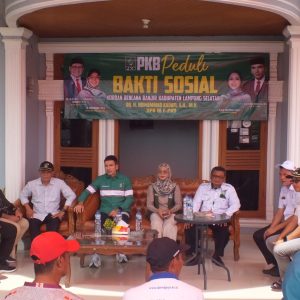 PKB Peduli Warga Dampak Banjir Rob di Lampung