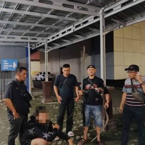 Sempat Bacok Mobil Polisi, Pelajar Hendak Tawuran Diamankan bersama Dua Sajam