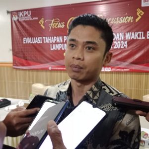 KPU Lamsel Gelar Evaluasi FGD; Ini Kata Rival Arian..!!