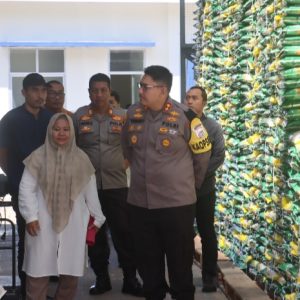 Kapolres Lampung Selatan Pastikan Ketersediaan Sembako Jelang Ramadan di Gudang Bulog Aman.