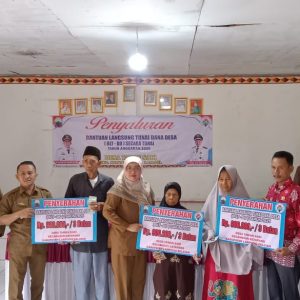 Pemdes Taman Sari Salurkan BLT DD ke 15 KPM