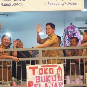 Hari Pertama kerja Usai Retreat Bupati Radityo Egi Pratama Langsung Inspeksi ke Pasar Natar