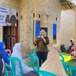 Yuti Rama Yanti Gelar Sosialisasi Ideologi Pancasila dan Wawasan Kebangsaan di Desa Sukaraja