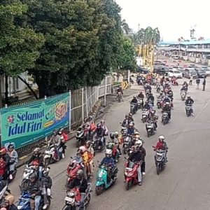 Pemudik Arus Balik Wajib Tahu..!! Ini Jalur Khusus Kendaraan R2 Di Pelabuhan ASDP Bakauheni