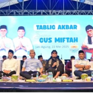 Ribuan Warga Padati Tabligh Akbar Gus Miftah, Bupati Egi: Bagian Pembangunan Akhlak dan Spiritual Masyarakat