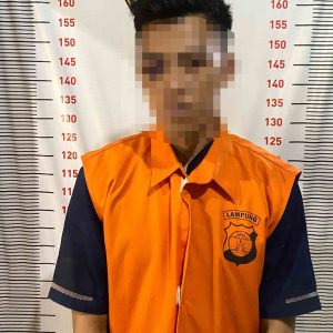 Tim Unit Reskrim Polsek Penengahan Amankan Tersangka Curat di Ketapang