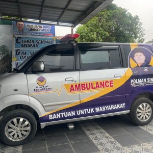 Polman Sinaga DPRD Lamsel Gaungkan Kepedulian Sosial Dengan Ambulance Gratis