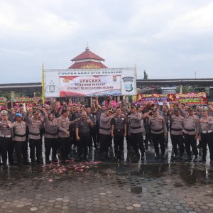 Kapolres Lampung Selatan Pimpin Upacara Korp Raport, 38 Personel Naik Pangkat Periode 1 Juli 2025