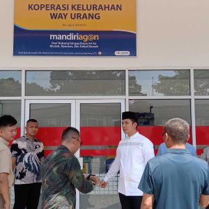 Tinjau Outlet KMP Kelurahan Way Urang, Bupati Egi; Sudah Siap 95 Persen
