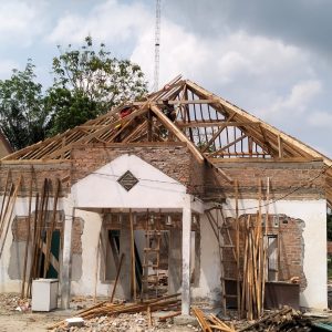 Kampung Karya Murni Jaya Laksanakan Pembangunan Renovasi Kantor Kampung