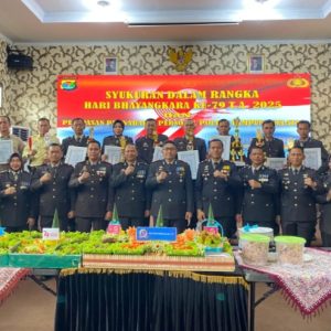 7 Personel Polsek Penengahan Toreh Penghargaan di HUT Bhayangkara ke-79