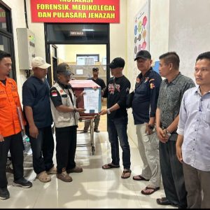 Mayat Misterius di Pantai Pulau Sebesi Akhirnya Teridentifikasi, Polisi Serahkan ke Keluarga Polisi Serahkan ke Keluarga