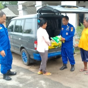 Sat Polair Polres Lampung Selatan Salurkan Beras SPHP untuk Nelayan, Disertai Himbauan KamtibmasSat