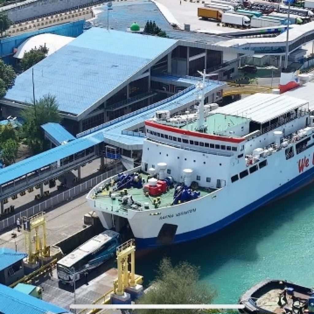 Tingkatkan Kelancaran Penyeberangan Jelang Nataru, ASDP Operasikan Layanan Kapal Express Melalui Dua Dermaga di Merak-Bakauheni