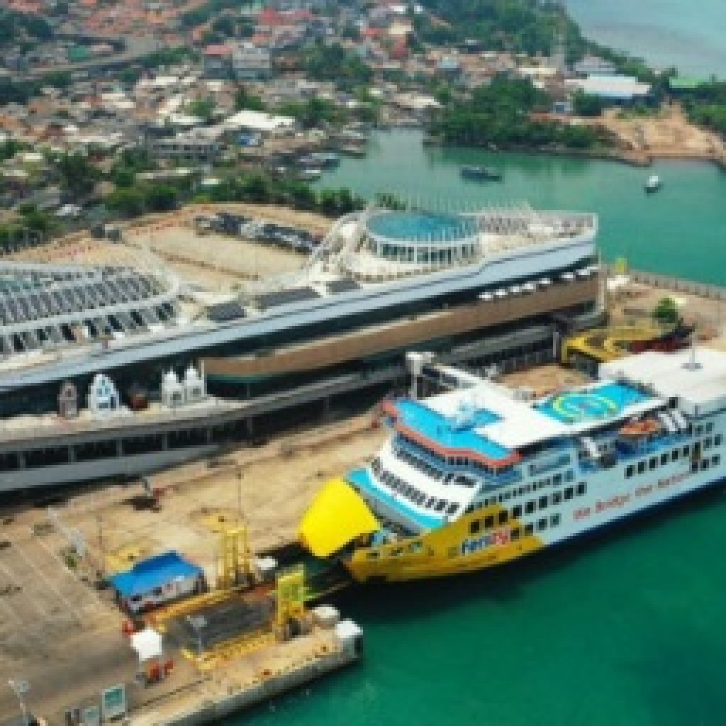 Pada H-1 Nataru, Arus Penumpang dan Kendaraan Terus Mengalir, ASDP Ingatkan Masyarakat Beli Tiket di Kanal Resmi