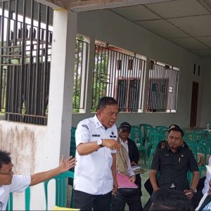 Wabup Tuba Hankam Hasan Hentikan Operasional Tambang Pasir di Batu Ampar karena Langgar Aturan