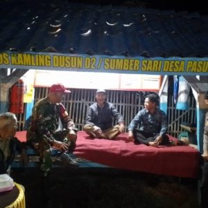 Tingkatkan Keamanan, Babinsa Koramil 03/Penengahan Kembali Galakkan Ronda Malam