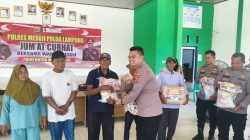 Kabag Ops Polres Mesuji Pimpin Kegiatan Jumat Curhat di Desa Margo Jadi, Bagikan Sembako dan Imbau Cegah Karhutla Serta Lestarikan Hutan