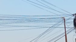 Pengusaha WiFi di Kabupaten Tulang Bawang Diduga Tanpa Izin Lengkap, Kabel Semrawut Dikeluhkan Warga